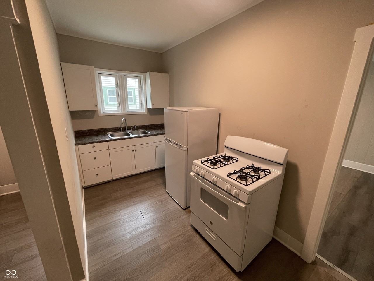 129 W Hendricks St #7 - Photo 7 of 11