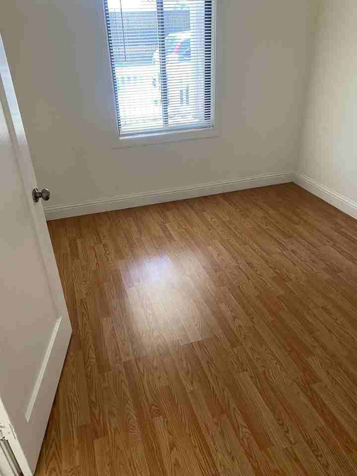 Bayview - Photo 4 of 11