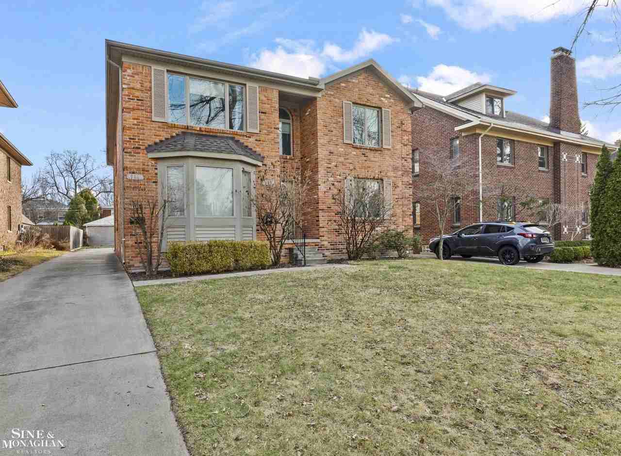 904 Trombley Rd - Photo 3 of 27