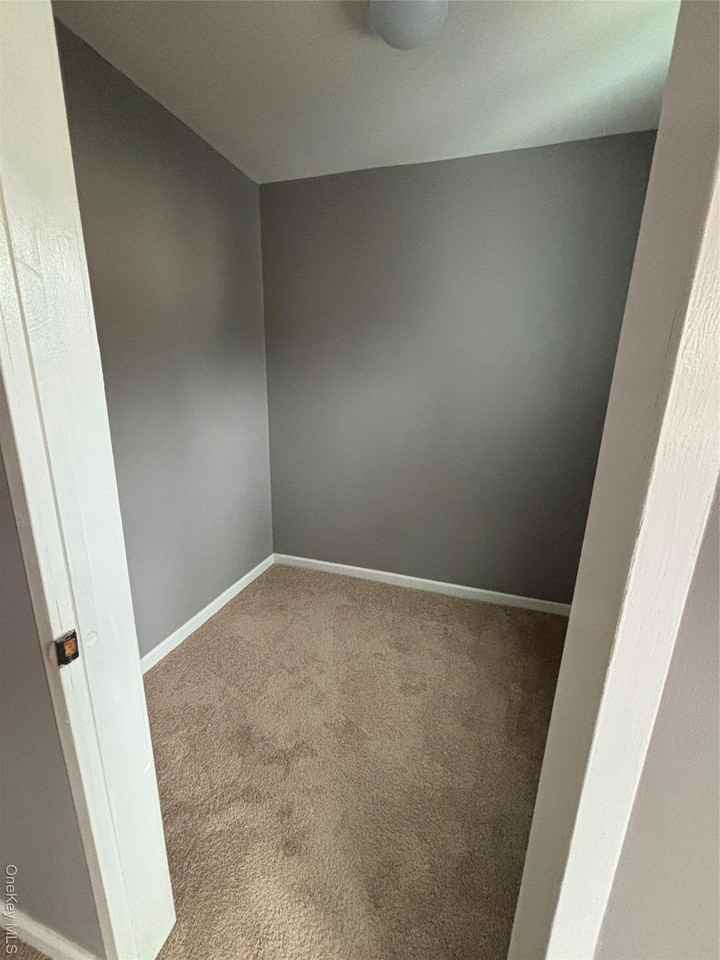 5456 Valley Ave - Photo 7 of 11