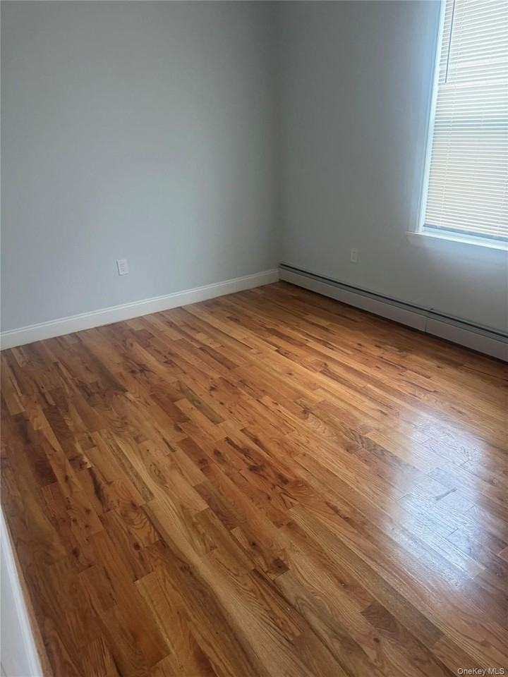 1611 Research Ave 1st Fl - Photo 6 of 12