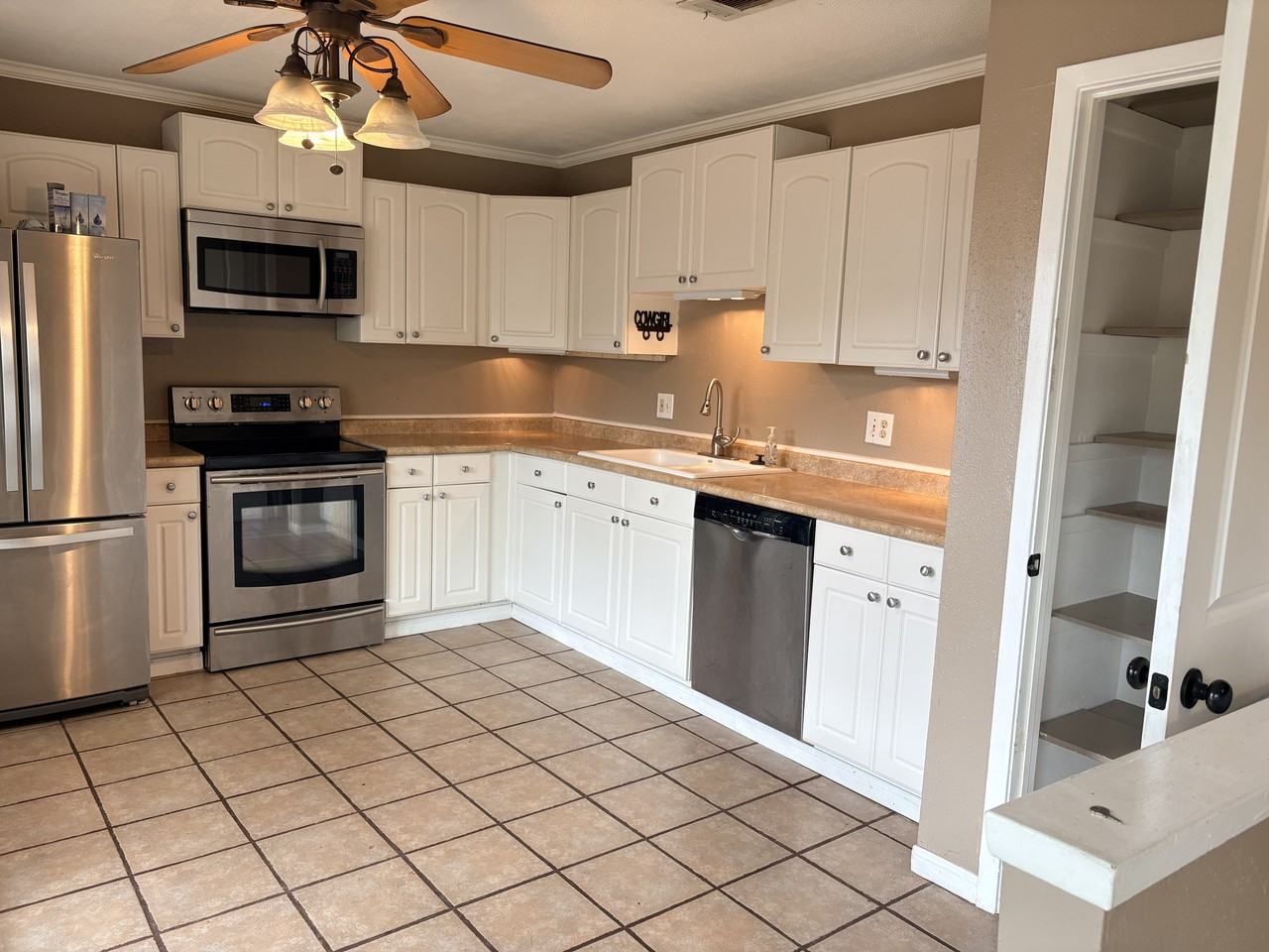 3310 Turnabout Loop #1 - Photo 6 of 24