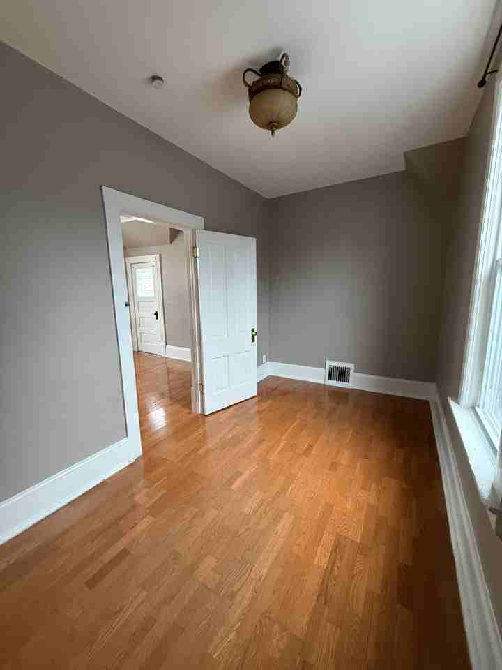 2438 N Bartlett Ave #2438A - Photo 7 of 9