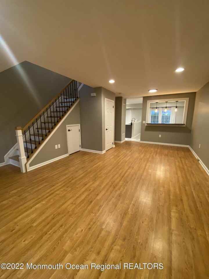 11 Duncan Way - Photo 6 of 16