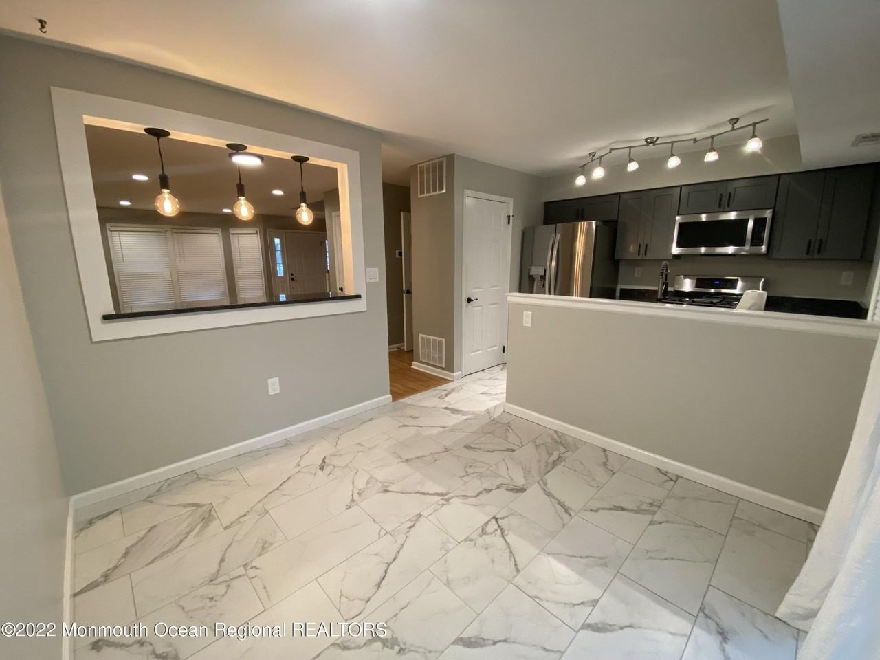 11 Duncan Way - Photo 7 of 16