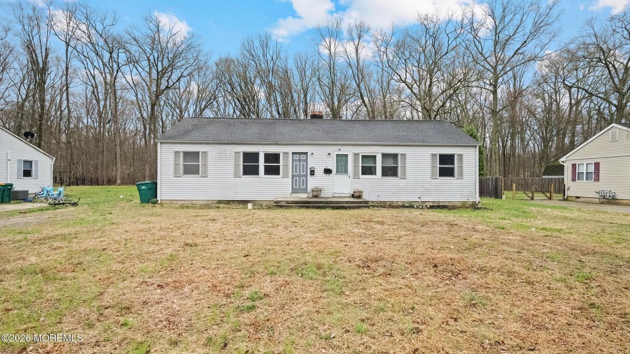 43 Story St - Photo 3 of 15