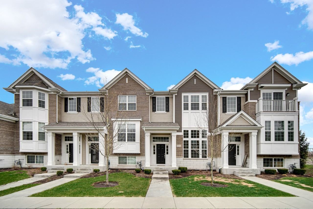 4456 Monroe Ct - Photo 3 of 30