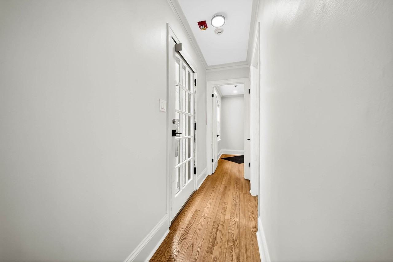 19 E 1st St Ste C - Photo 5 of 18