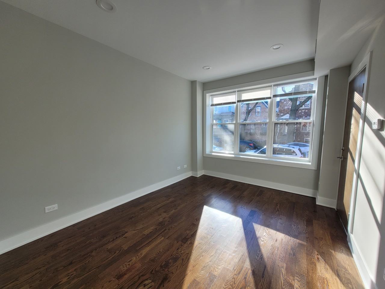 2144 W Shakespeare Ave #1F - Photo 5 of 12