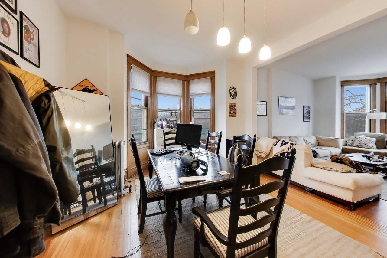 2815 N Racine Ave Apt 2 - Photo 5 of 15