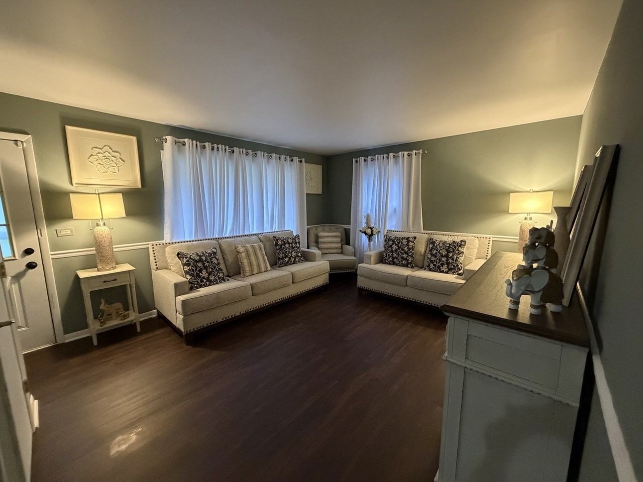 202 Hickory Rd - Photo 4 of 27