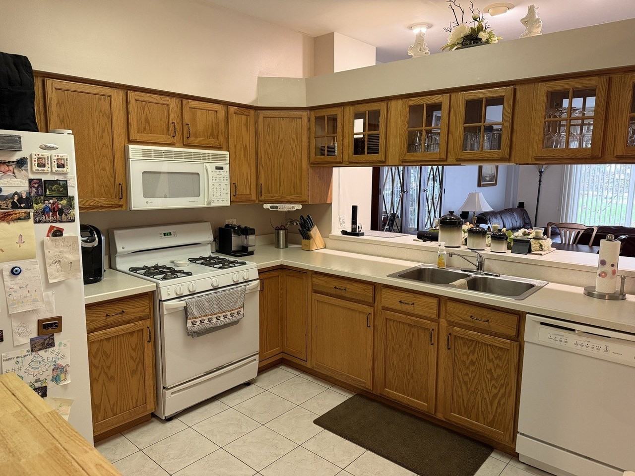 2578 Arcadia Cir - Photo 2 of 11