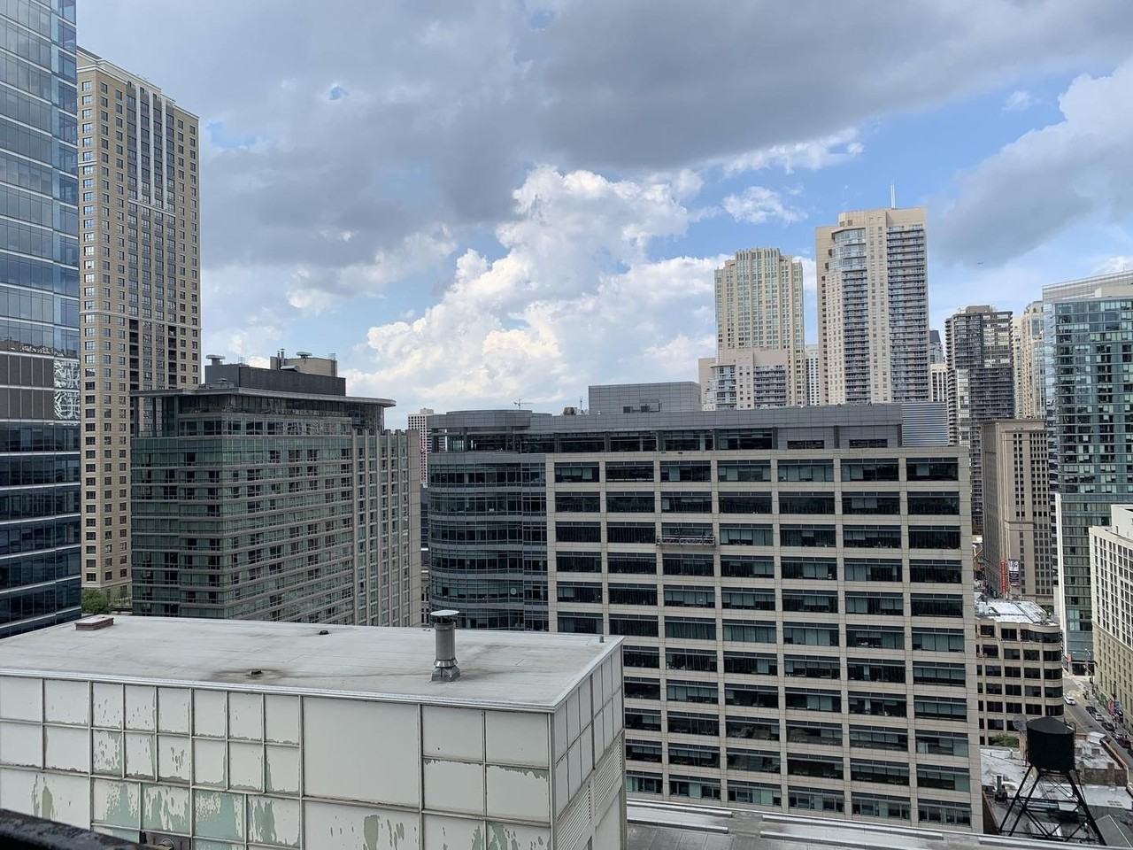 300 N State St Apt 2627 - Photo 4 of 4