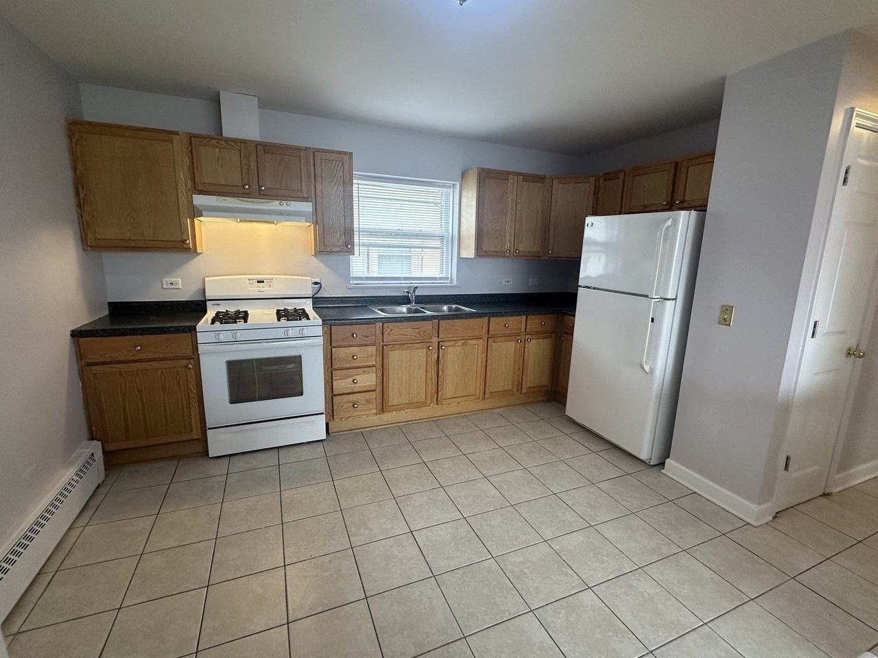 6801 W Montrose Ave Apt 2n - Photo 2 of 7