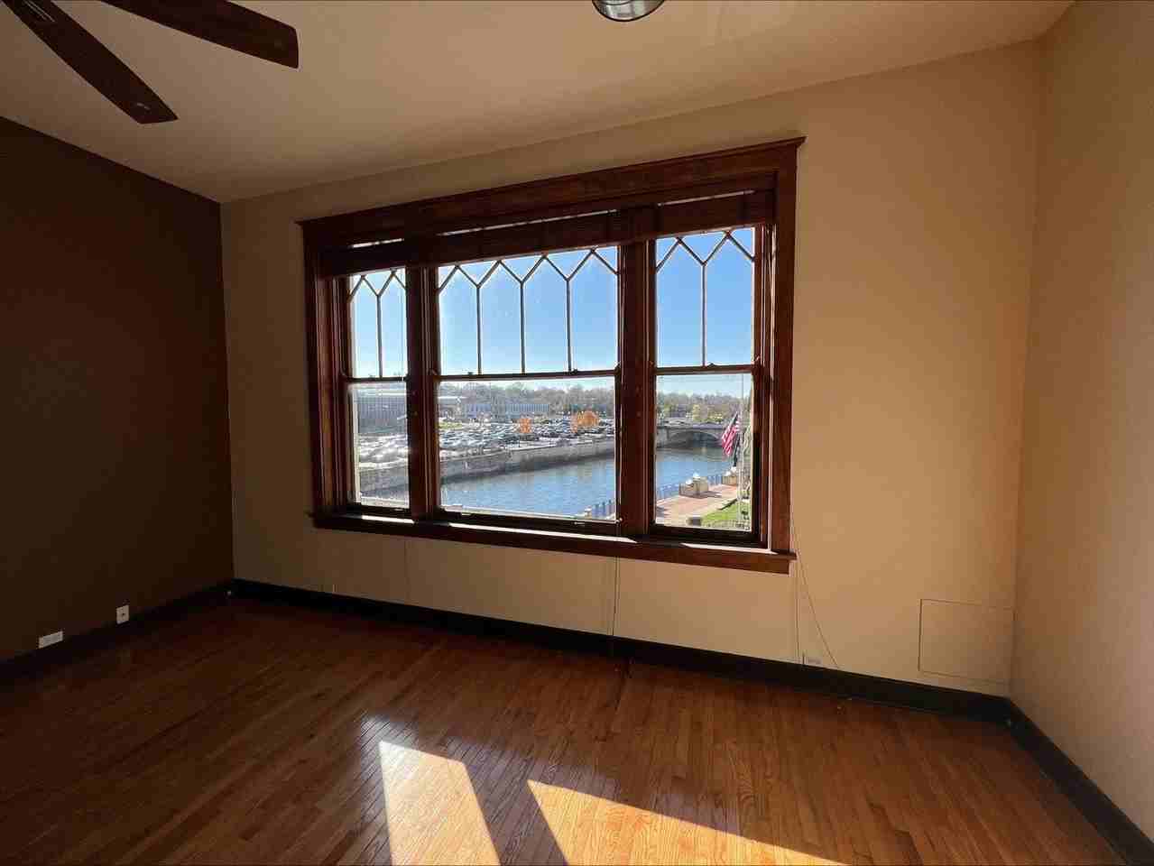 26 E Downer Pl Unit B - Photo 2 of 14