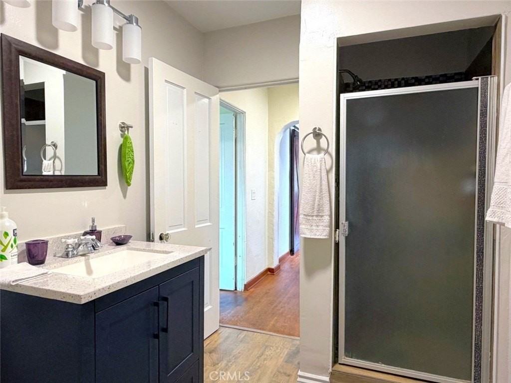 522 Westminster Ave #A - Photo 6 of 16