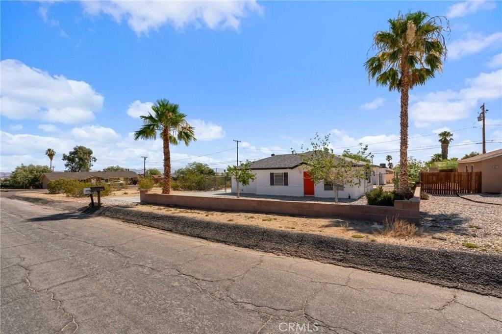 5619 Daisy Ave - Photo 7 of 50