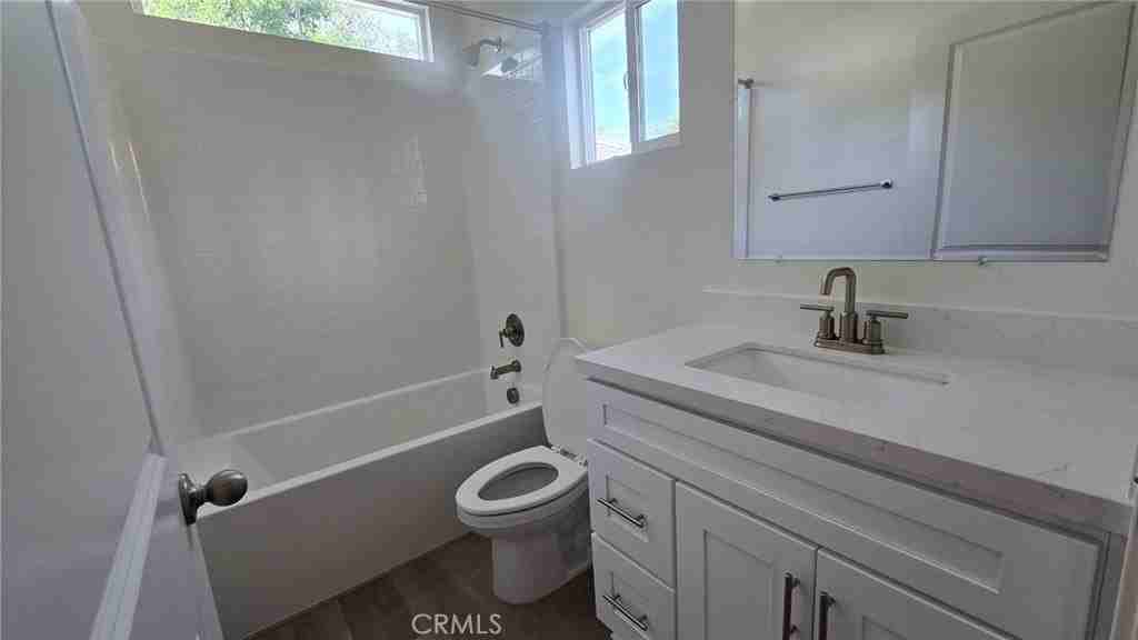 9386 Olive St #2 - Photo 3 of 11