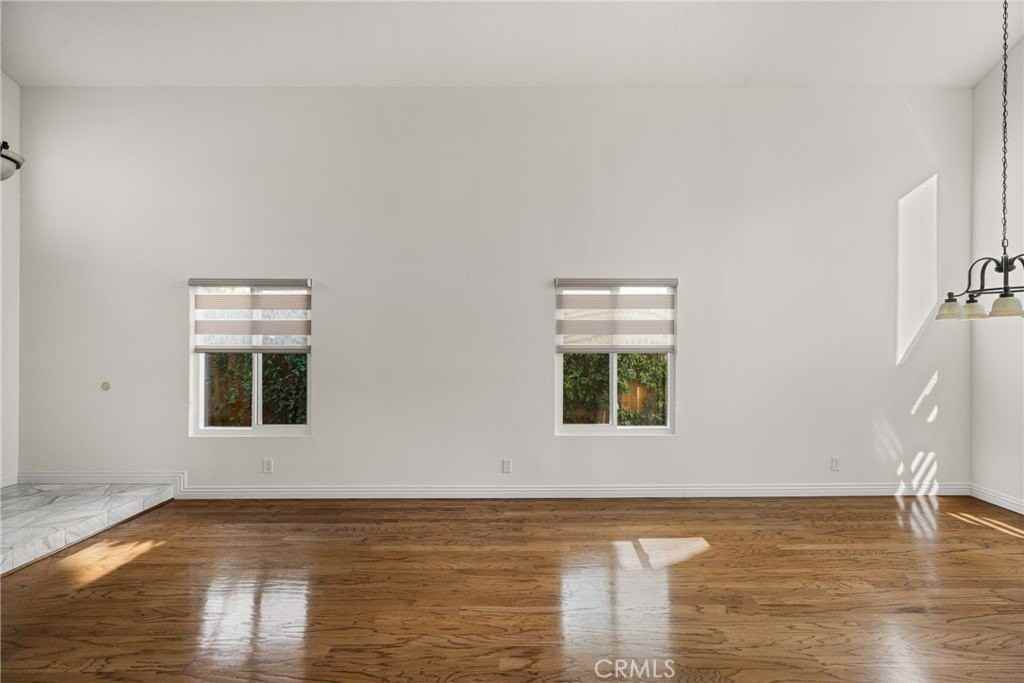 8216 E Flowerwood Ave - Photo 7 of 40