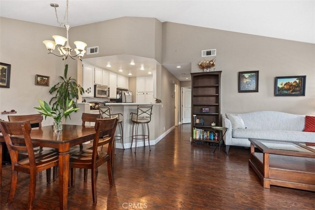 66 Sandcastle - Photo 7 of 34