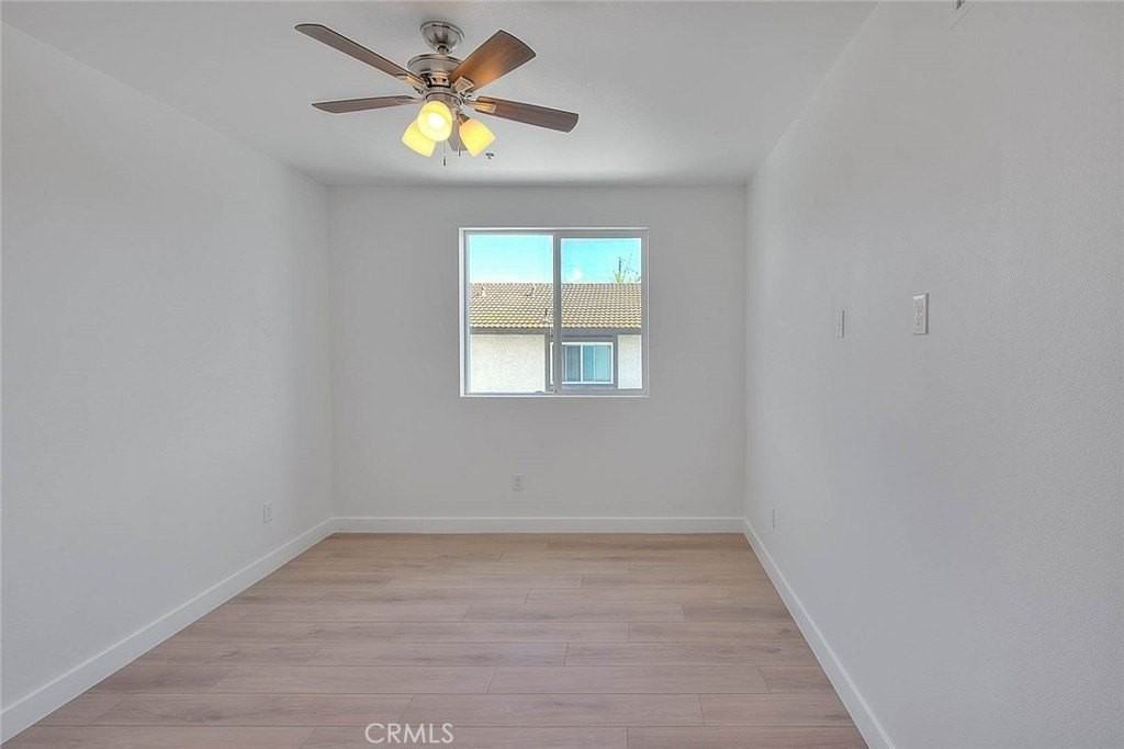 7341 9th St #5 - Photo 5 of 33