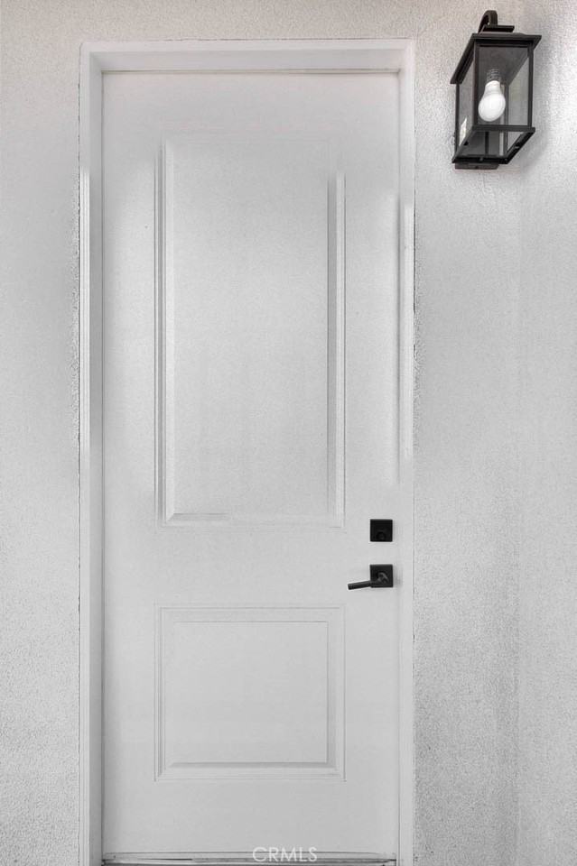 7341 9th St #5 - Photo 7 of 33