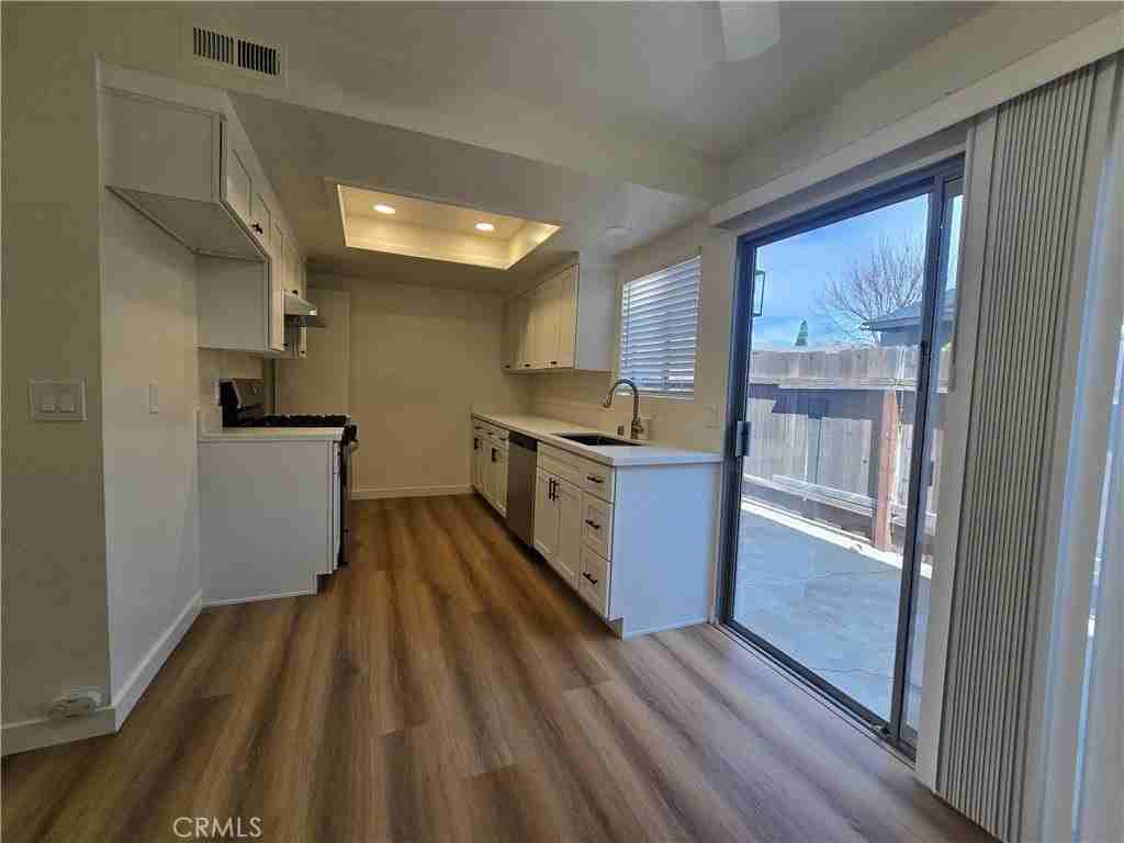 160 Greentree Ln - Photo 6 of 16