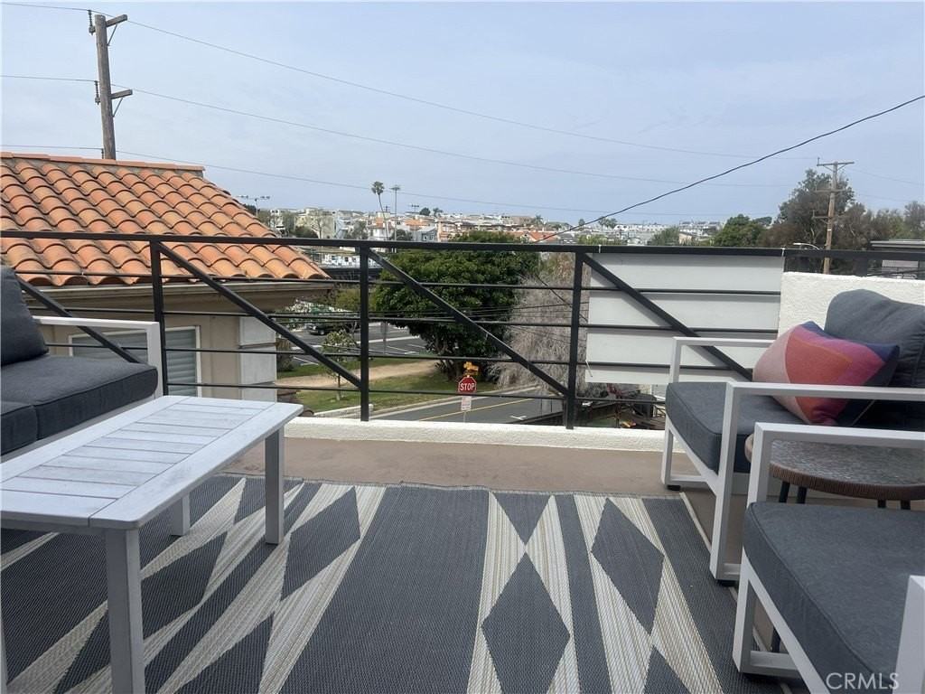 610 9th St #A - Photo 6 of 23