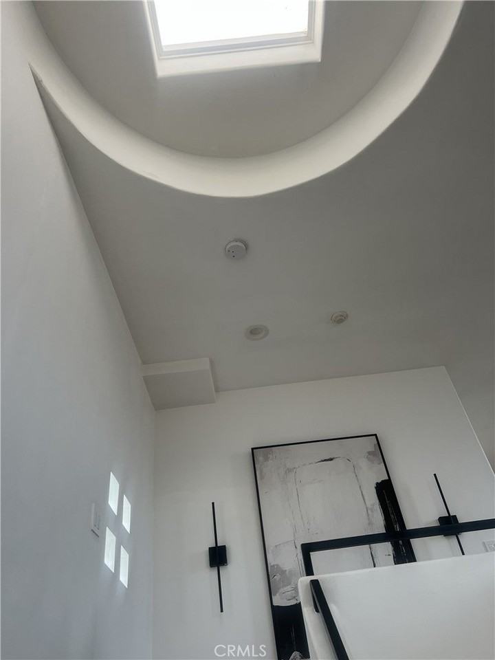 610 9th St #A - Photo 7 of 23