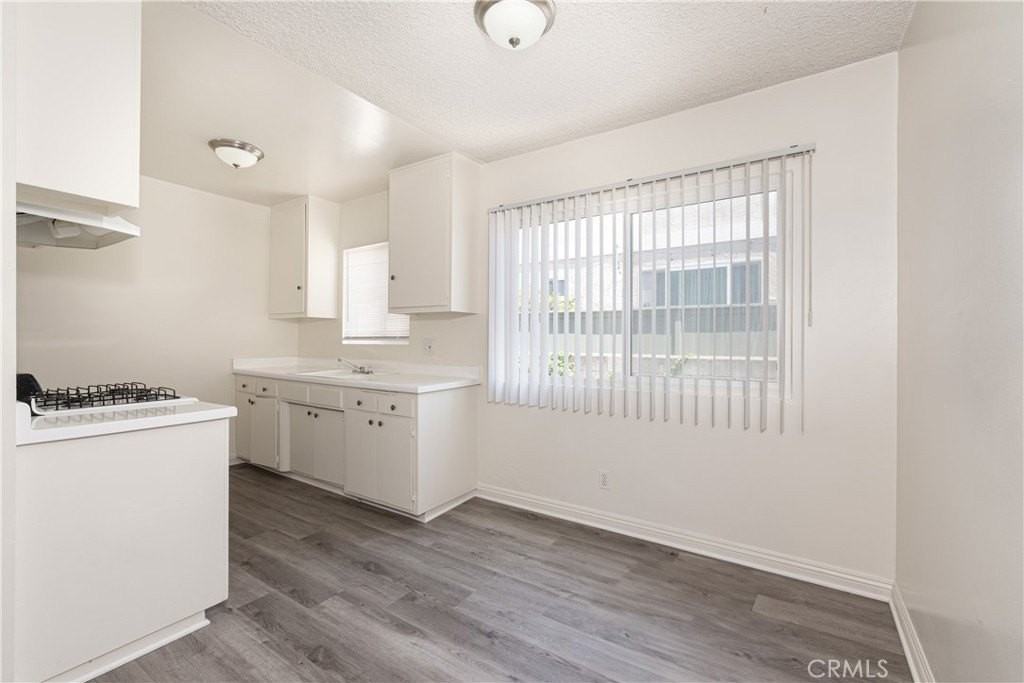 2209 Carnegie Ln #2 - Photo 6 of 28