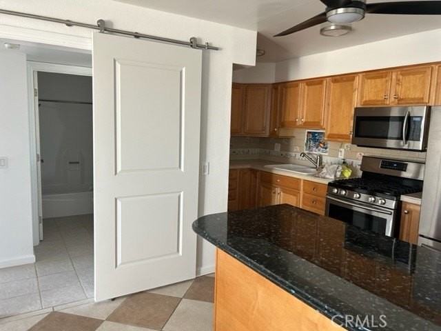 934 Lighthouse Way - Photo 4 of 21