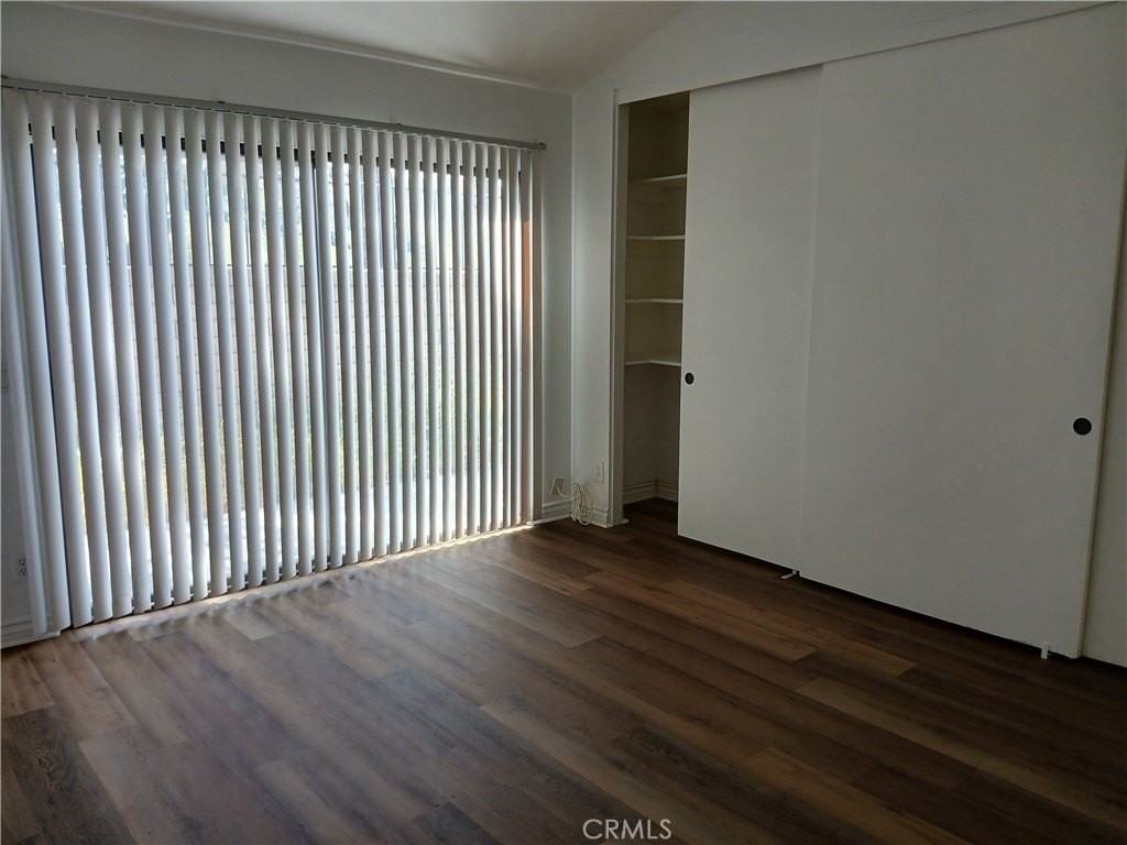 44625 La Paz Rd - Photo 4 of 6