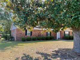 featured image of 2302 Woodsman Dr #1