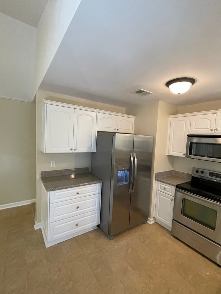 2302 Woodsman Dr #1 - Photo 7 of 16