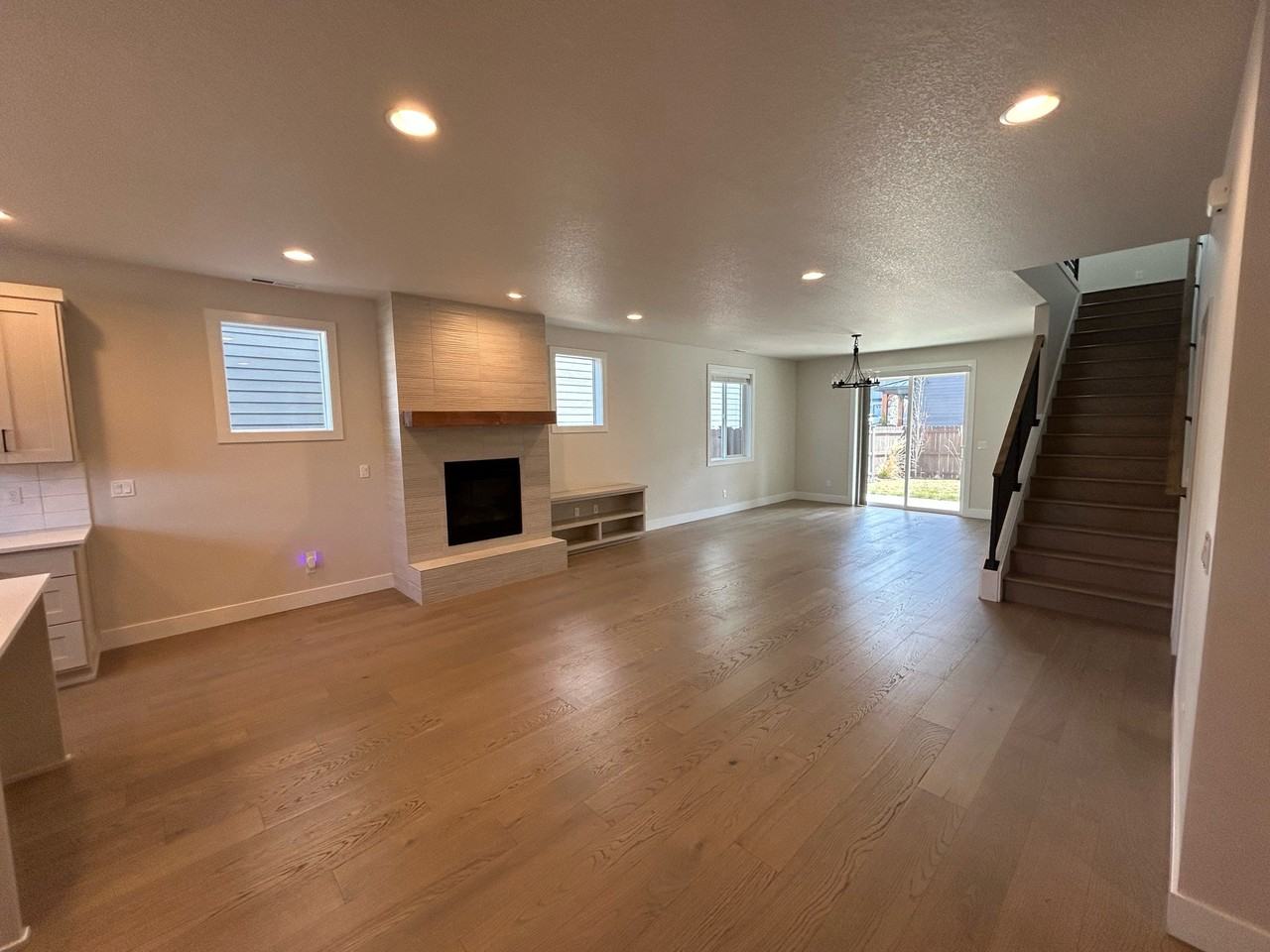 20211 Glen Vista Rd #1 - Photo 2 of 23