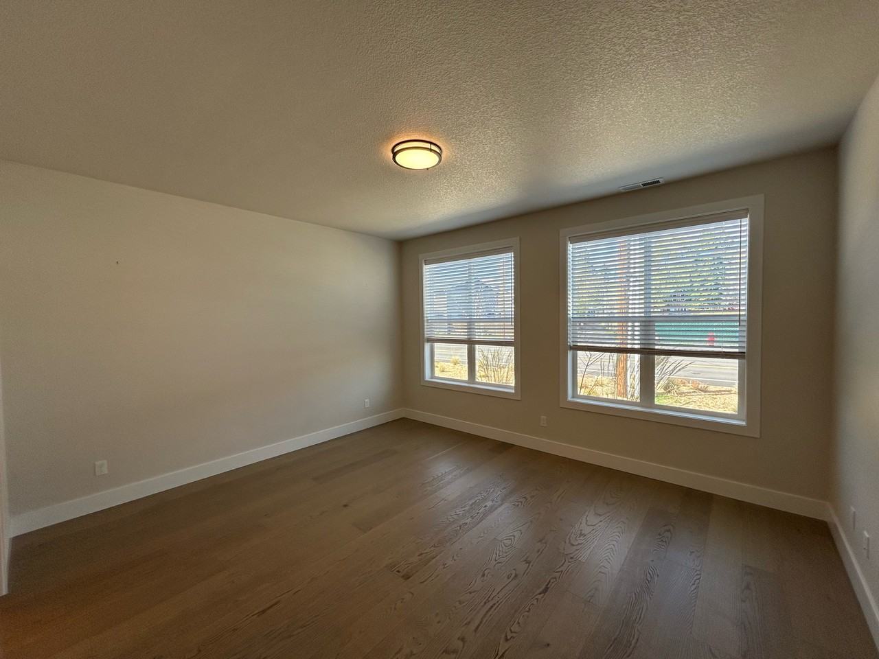 20211 Glen Vista Rd #1 - Photo 7 of 23