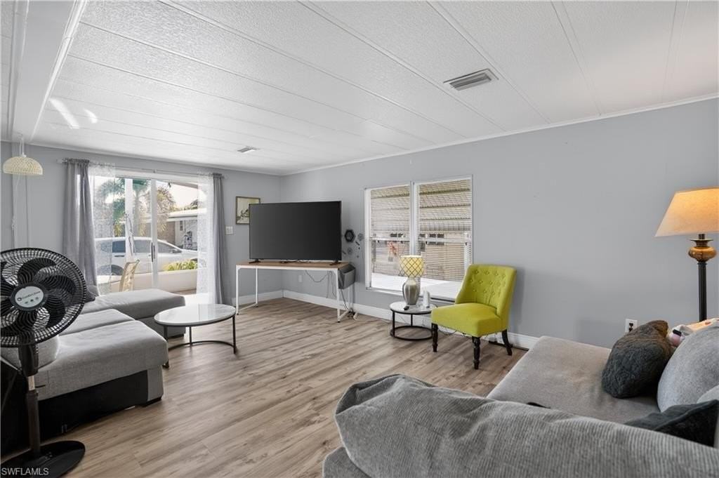 125 Kim Dr Unit 125 - Photo 6 of 15