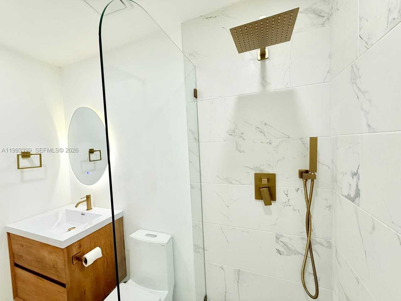 Michigan Ave - Photo 3 of 8