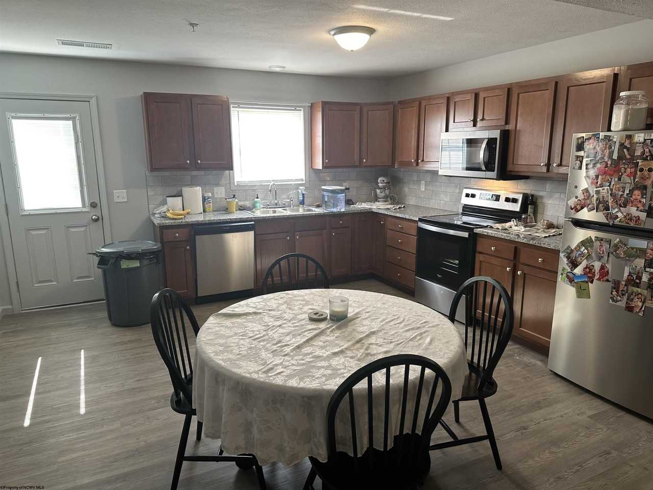 621 Clarksburg Rd - Photo 6 of 30