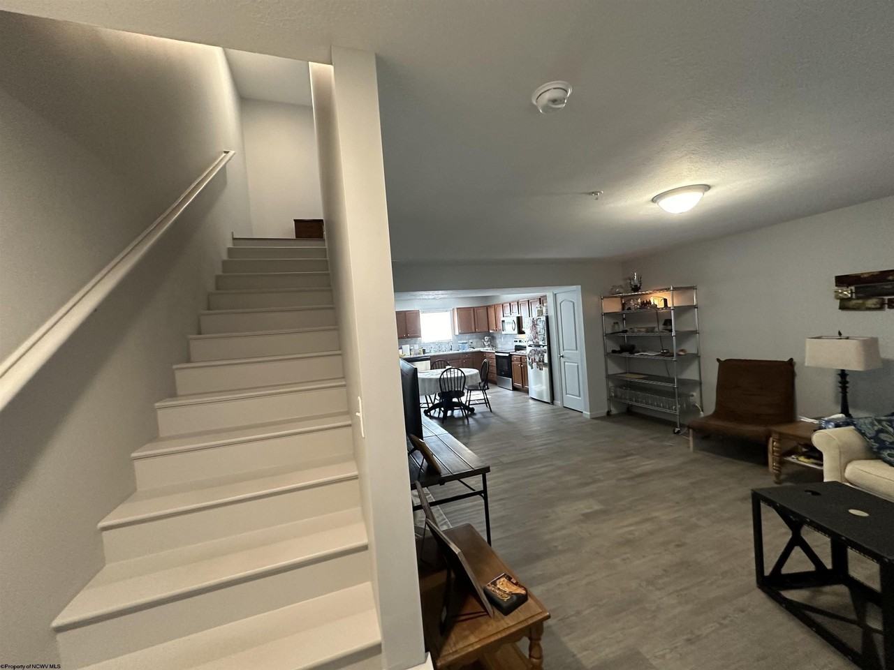 621 Clarksburg Rd - Photo 7 of 30