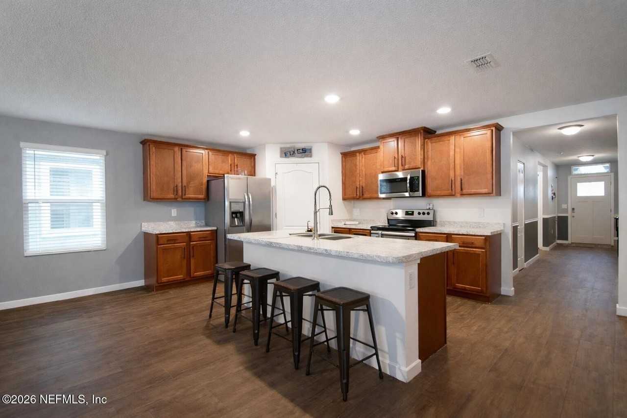 3554 Shiner Dr - Photo 5 of 23