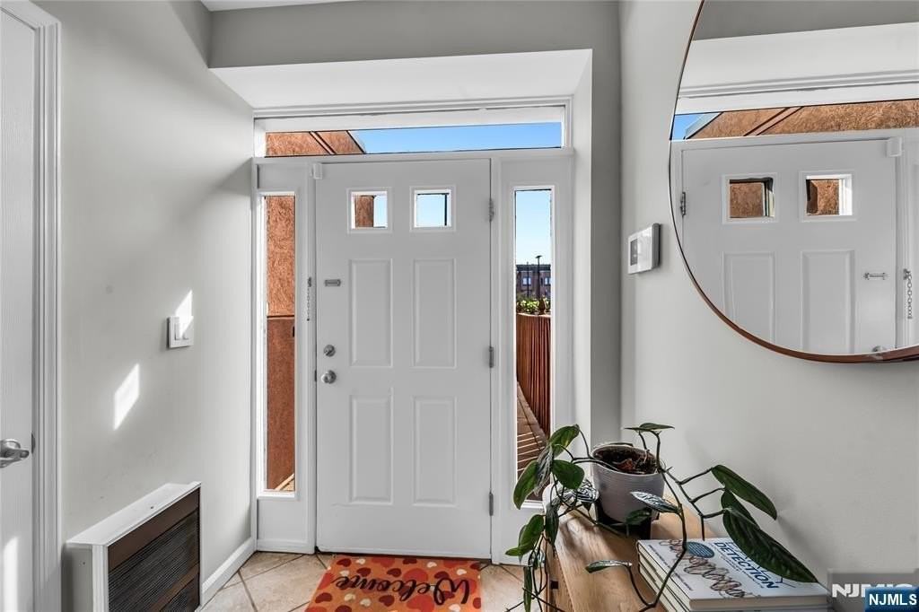 309 Hancock Ct - Photo 2 of 36