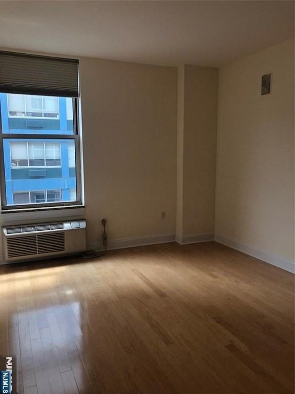 10 Regent St - Photo 4 of 12