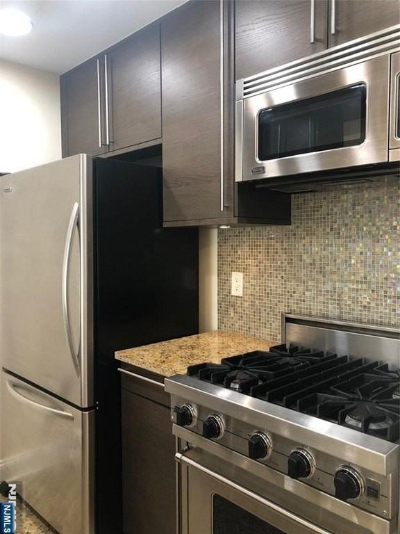 10 Regent St - Photo 6 of 12