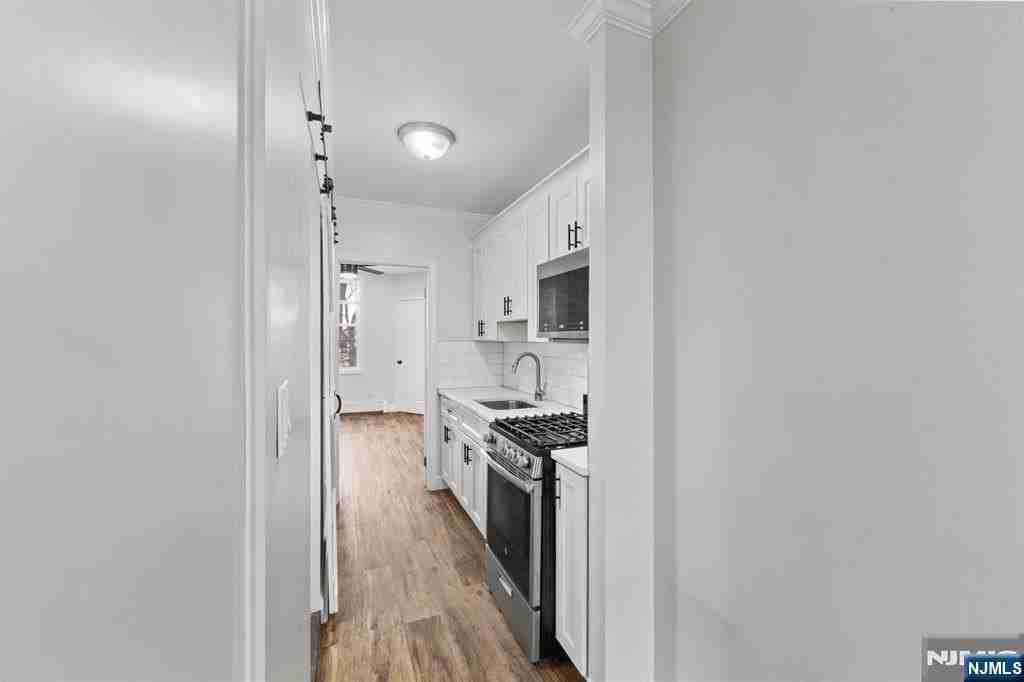 3027 John F Kennedy Blvd - Photo 4 of 18