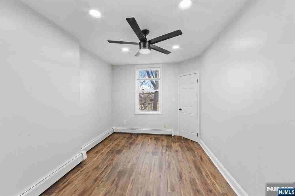 3027 John F Kennedy Blvd - Photo 7 of 18