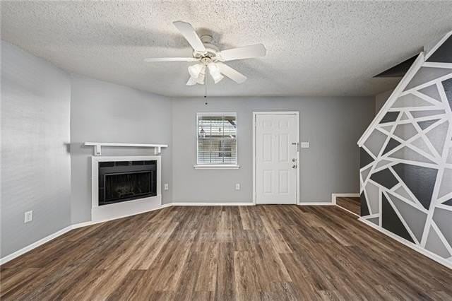 737 Heavens Dr #7 - Photo 3 of 15