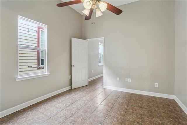 747 S Genois St - Photo 7 of 12