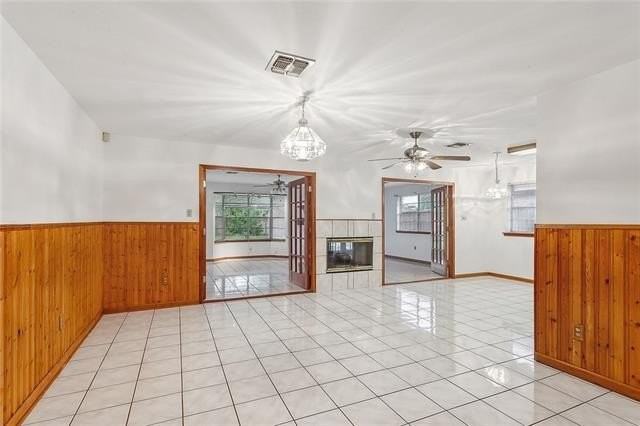 5225 York St - Photo 3 of 12