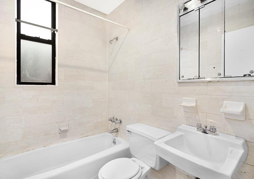 145 E 61st St - Photo 7 of 7